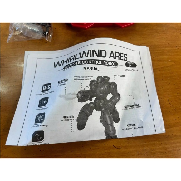 Whirlwind Ares Remote Control Robot -- 11.5" High -- Red -- Spray Gun -- NOB - Picture 11 of 12